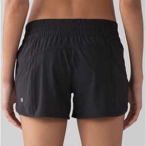 Lululemon black tracker shorts